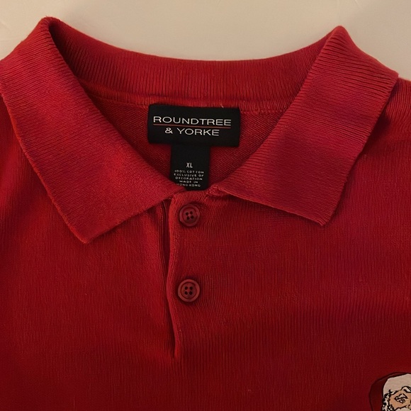Round tree & Yorke red sweater with embroidered Santa Men’s size XL - Picture 4 of 13